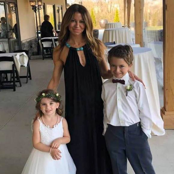 Meet your Posher, Sandra - Picture 1 of 1